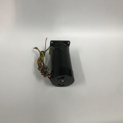 Le CE de haute qualité de la Chine a délivré un certificat le moteur rond de bldc de la vitesse nominale 3000rpm de 57mm 24V 0.2N.m utilisé pour les voitures électriques